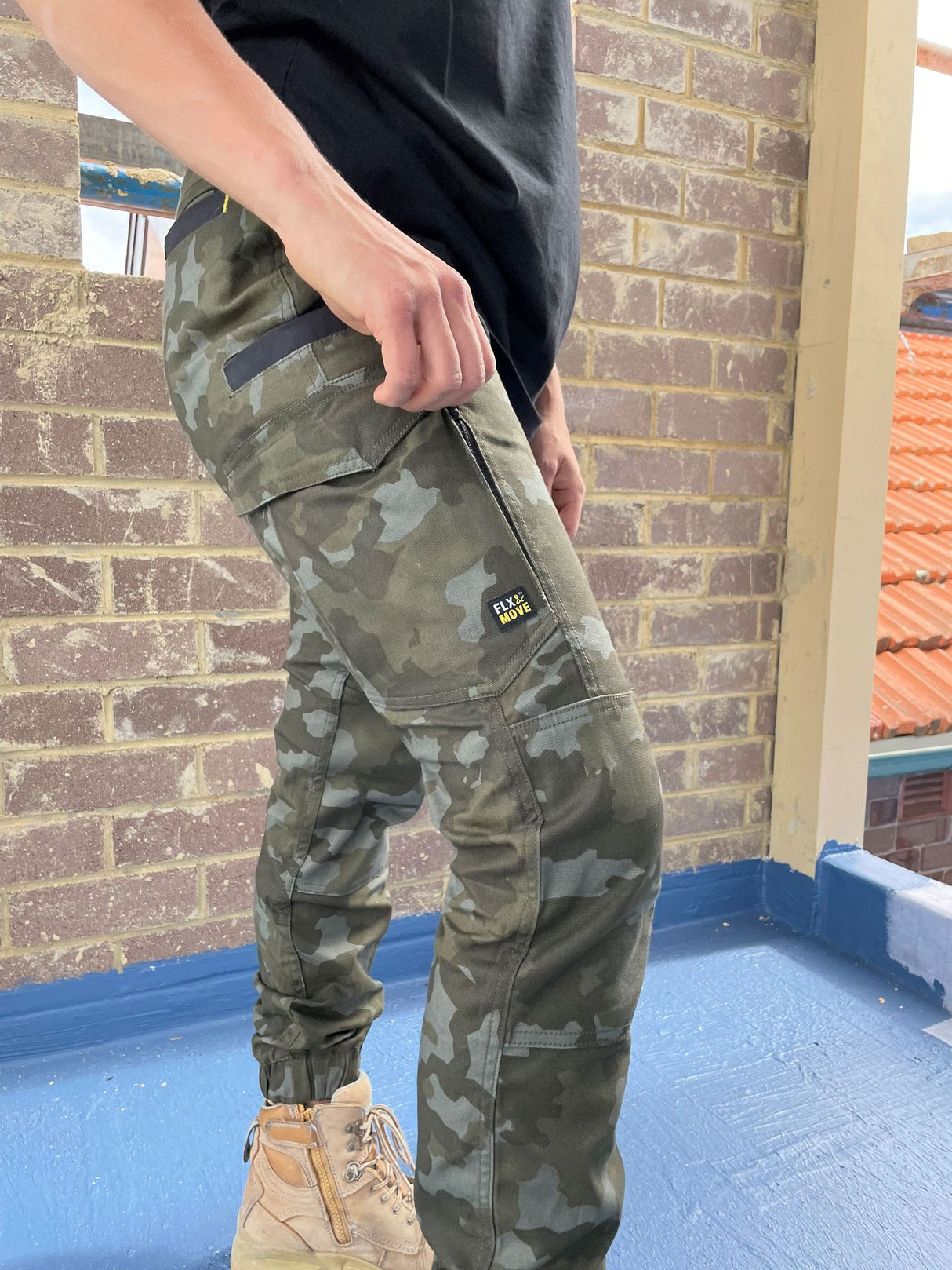 Women's Flx & Move Stretch Camo Cargo Pants - Limited Edition